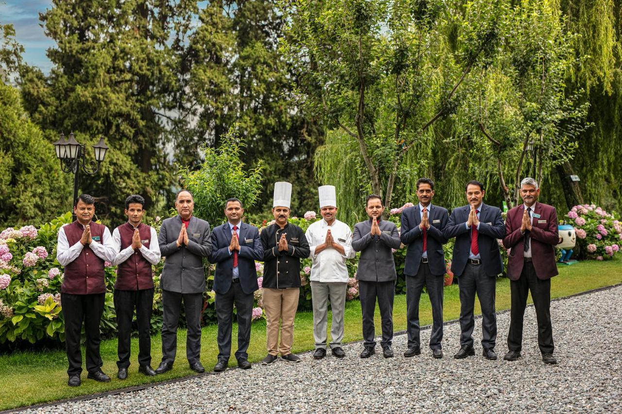 Shervani Hilltop Resort Nainital Zewnętrze zdjęcie