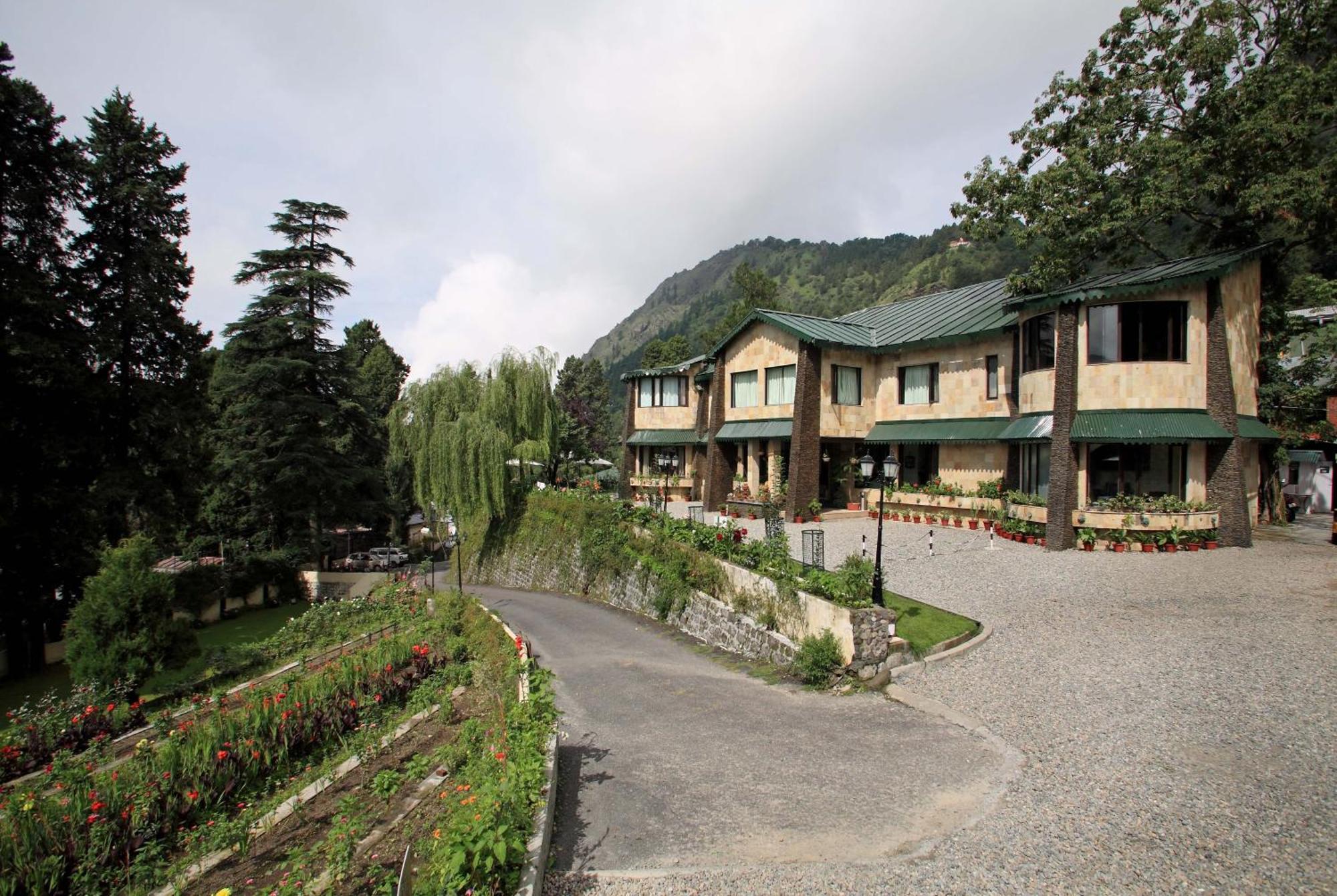 Shervani Hilltop Resort Nainital Zewnętrze zdjęcie