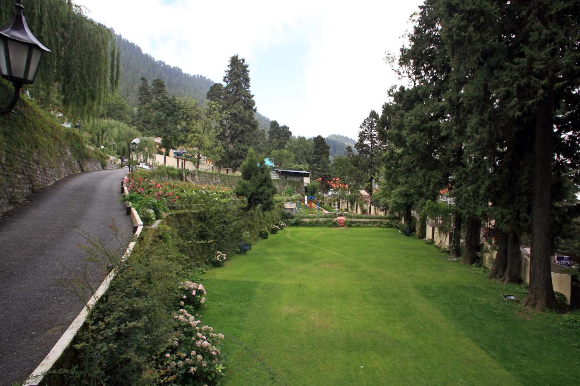 Shervani Hilltop Resort Nainital Zewnętrze zdjęcie