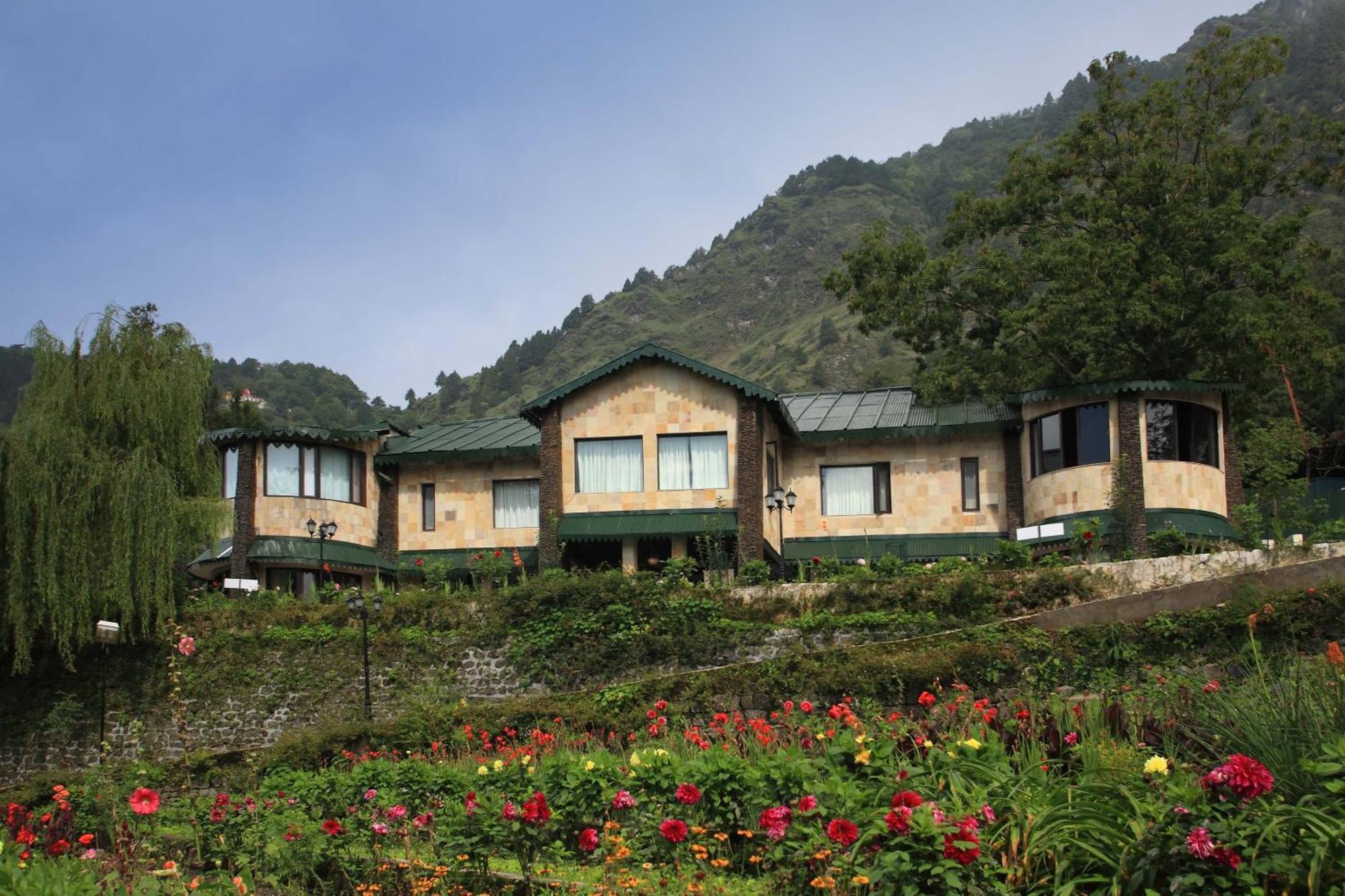 Shervani Hilltop Resort Nainital Zewnętrze zdjęcie